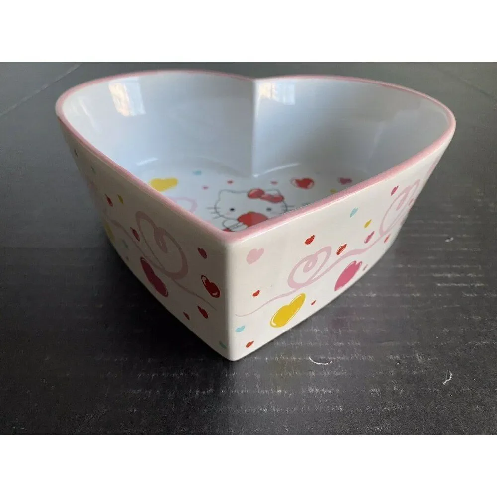 Sanrio Hello kitty Heart Shaped Ceramic Casserole Baking Dish‎ Hearts Plane NEW